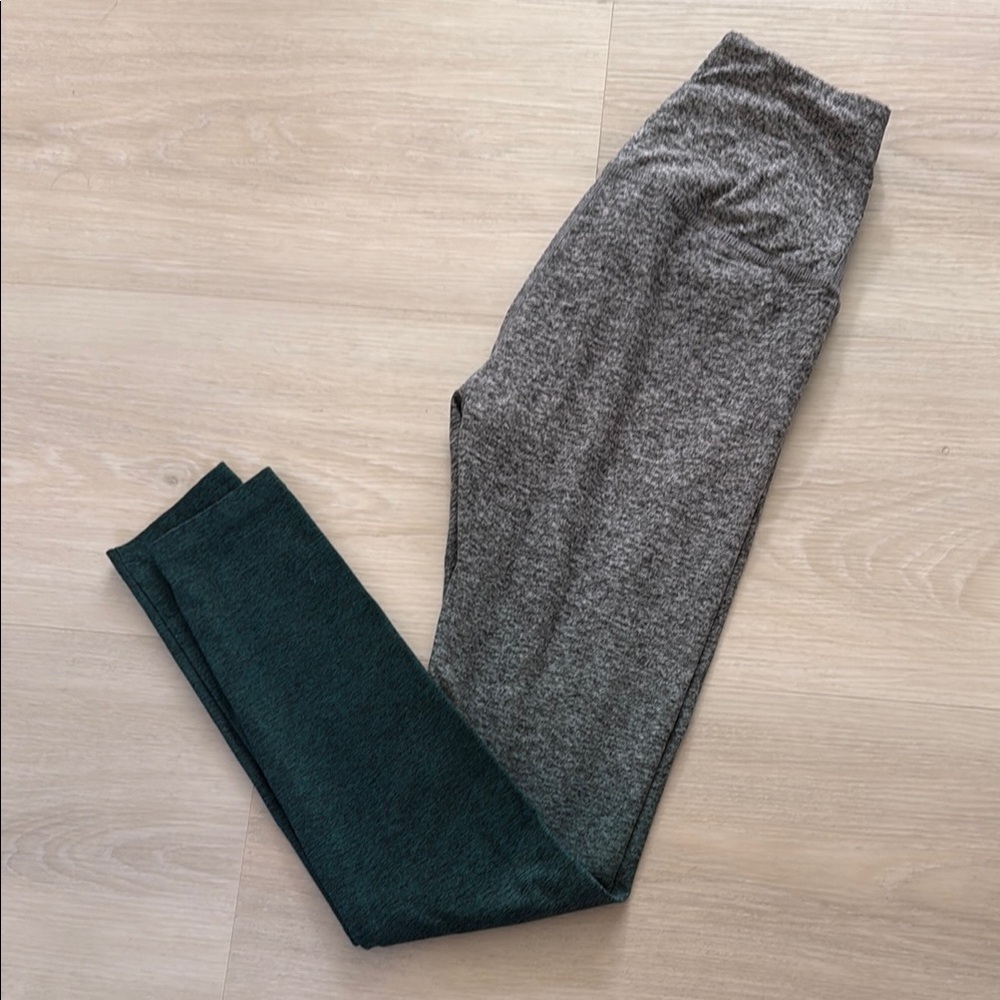 Beyond Yoga High Rise Space Dye Ombre Leggings Grey / Woodland Green Size Small